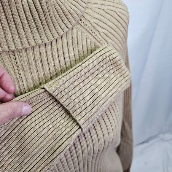 White House Black Market Tan Cuffed Sleeve Turtleneck Pointelle Sweater Size XL - Picture 6 of 11